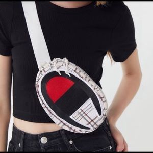 Nwot Champion Plaid Fanny Pack🎒